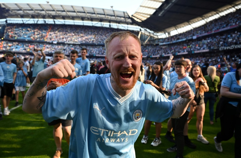 Man City Beat Chelsea To Celebrate Premier League Title Triumph | IBTimes