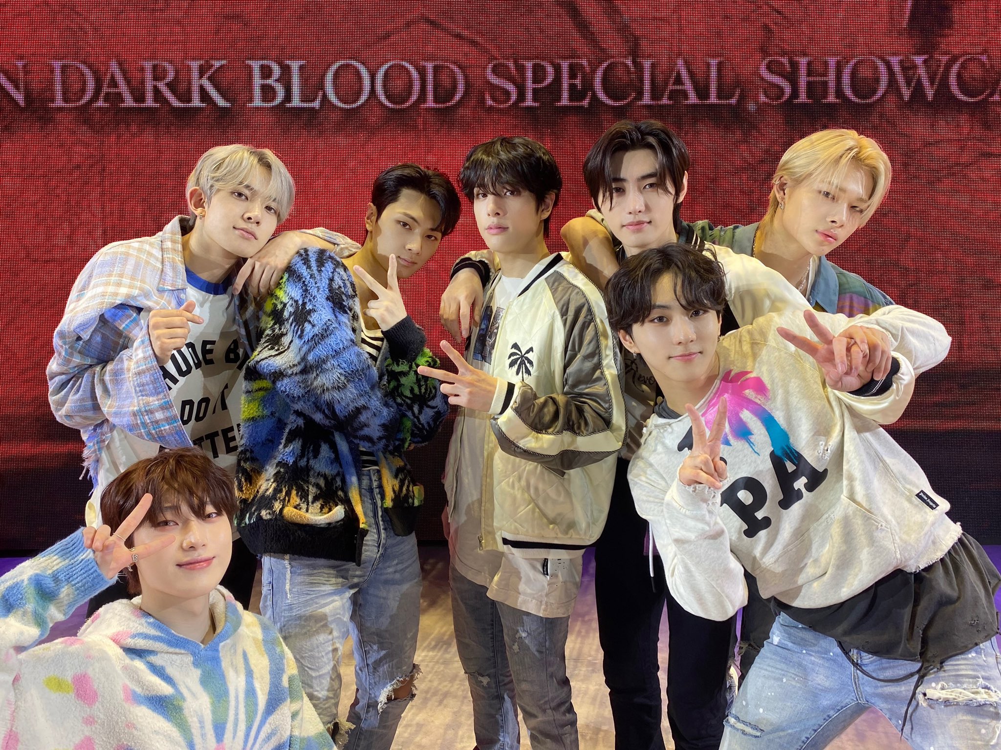 ENHYPEN unveils the tracklist for their 4th mini-album 'DARK BLOOD