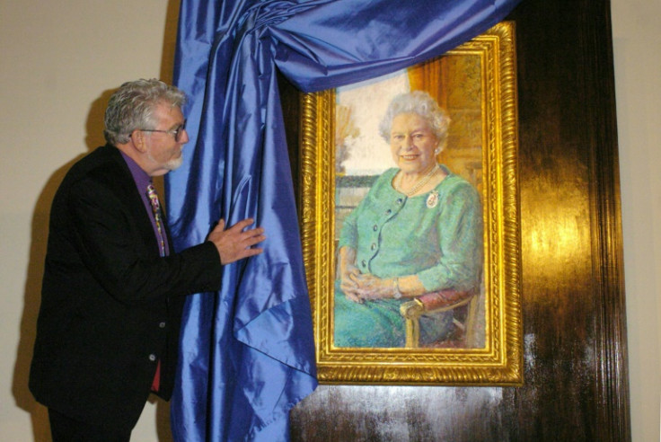 Harris painted a portrait of Queen Elizabeth II to mark the queen's 80th birthday in 2006