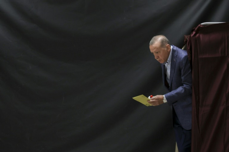 Turkish President Recep Tayyip Erdogan emerged with a comfortable lead from the first round