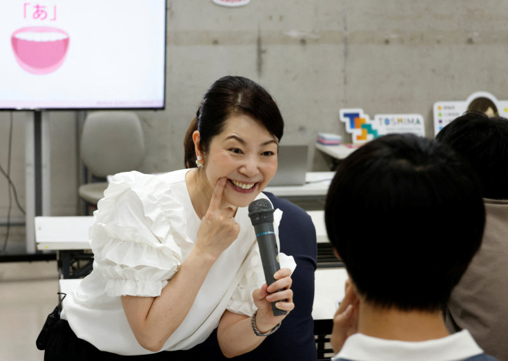 Smile training course at Sokei Art School in Tokyo