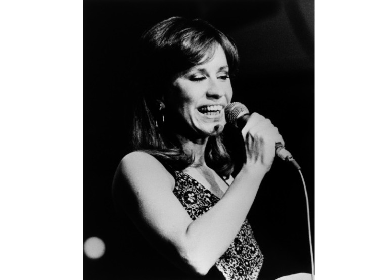 Brazilian singer Astrud Gilberto, seen here at a jazz festival in the Hague in 1982, was a shy and untested performer when she shot to global fame in the 1960s as the beguiling voice behind the bossa nova classic "The Girl from Ipanema"