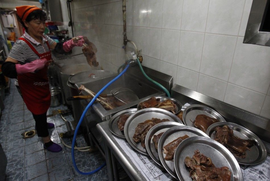 Beat the summer heat with dog meat, South Korean cuisine Photos