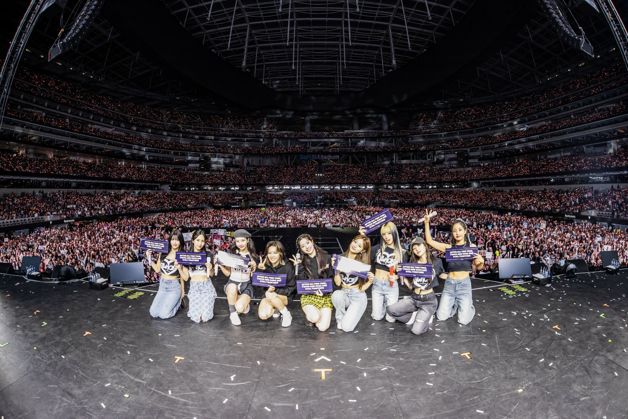 TWICE, Sold Out in Brazil First in K-Pop Girl Group History