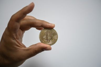 Cyrptocurrencies like Bitcoin are struggling to gain a firmer foothold in the United States as financial regulators crack down on major firms operating in the freewheeling industry