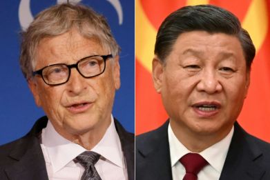 US philantropist Bill Gates (L) and China's President Xi Jinping will meet in Beijing on Friday, according to Chinese state media