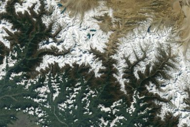 Studies have documented the shrinkage of Himalayan glaciers, as well as changing lake levels in the adjacent Tibetan plateau