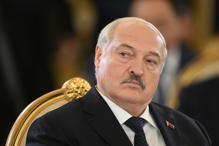 Lukashenko Gets A Nuclear Bomb As A Gift From Belarus' Defense Minister ...