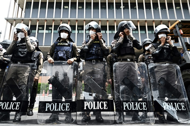 Caretaker PM Prayut Chan-o-cha's office said that those upset by Pita's failed candidacy needed to express their opinions "without violence"