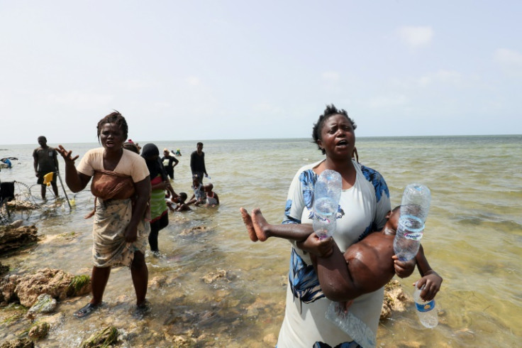 About 140 migrants are stranded in a buffer zone between Libya and Tunisia