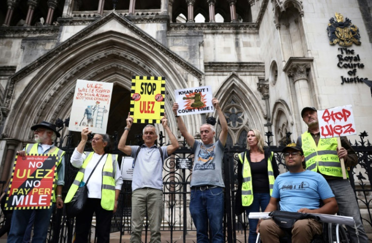 Opponents of the plan gathered outside the High Court in London to protest