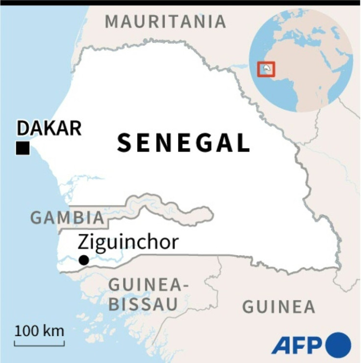 Map of Senagal locating the capital Dakar and Ziguinchor