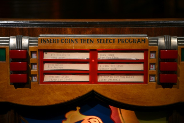 Mercury's illuminated 1941 Wurlitzer jukebox could net as much as 20 thousand pounds ($25,000)