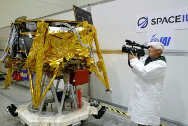 Israeli SpaceIL launch in 2019 is one of several attempts that tried but failed to put a private lunar lander on the Moon