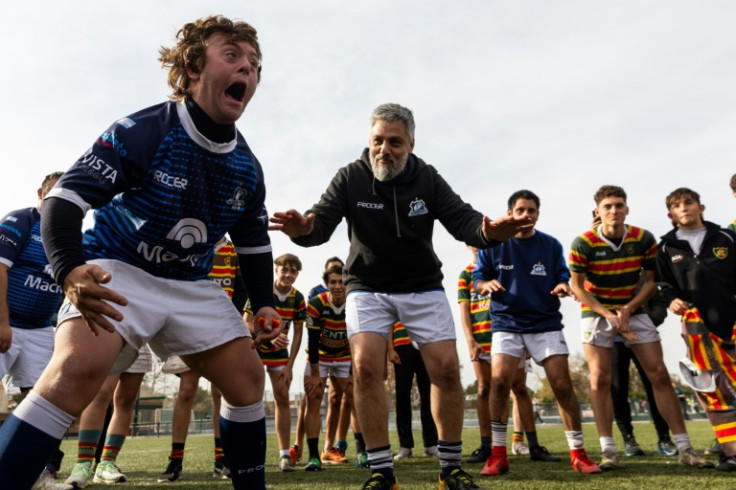 Gonzalo Viacava (L) leads the Pumpas haka after their match against Lomas Athletic Club in Buenos Aires