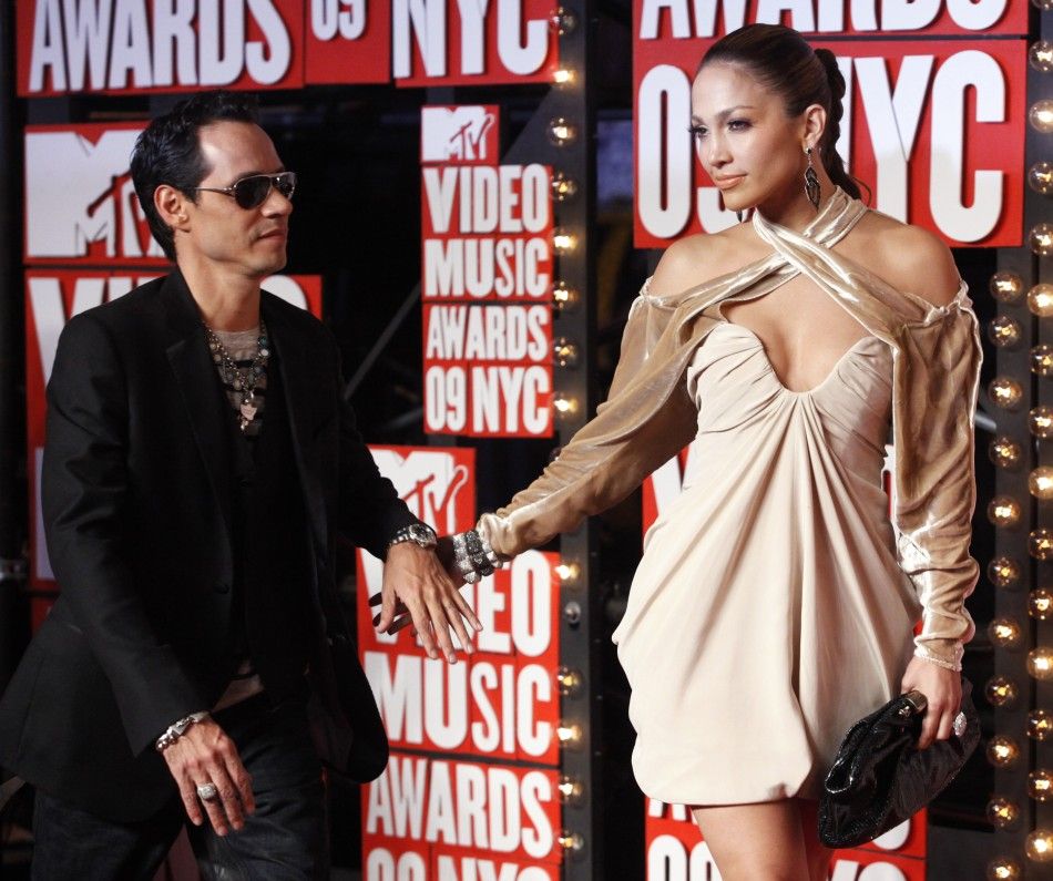 Jennifer Lopez and husband Marc Anthony arrive at the 2009 MTV Video Music Awards in New York