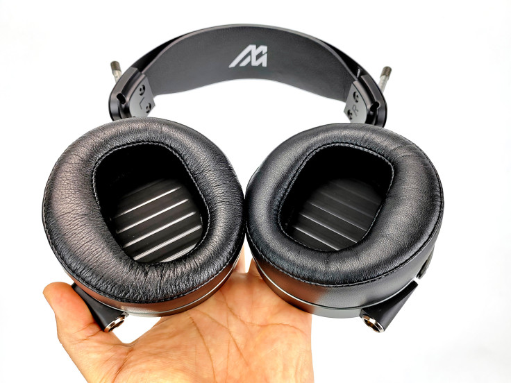 Hands-on with the Audeze MM-500