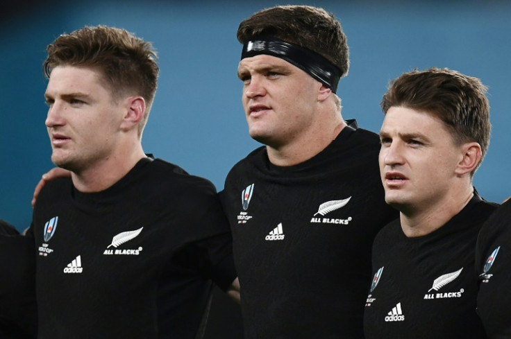 Beauden Barrett (R) lines up for the All Blacks alongside brothers Scott (C) and Jordie (L)