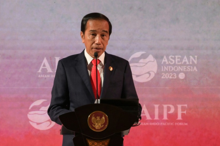 Indonesia's President Joko Widodo said ASEAN has agreed 'to cooperate with anyone for peace and prosperity'