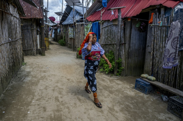 Human Rights Watch says the Panamanian island of Carti Sugtupu has 'no room to expand homes or for children to play'