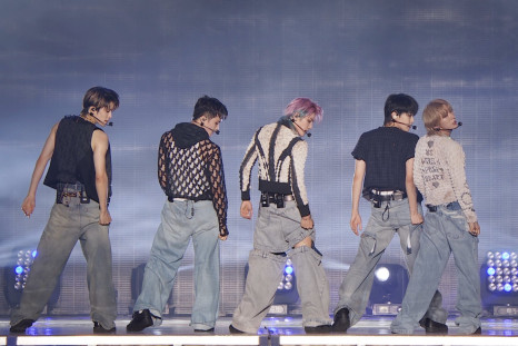 NCT "Baggy Jeans" crew