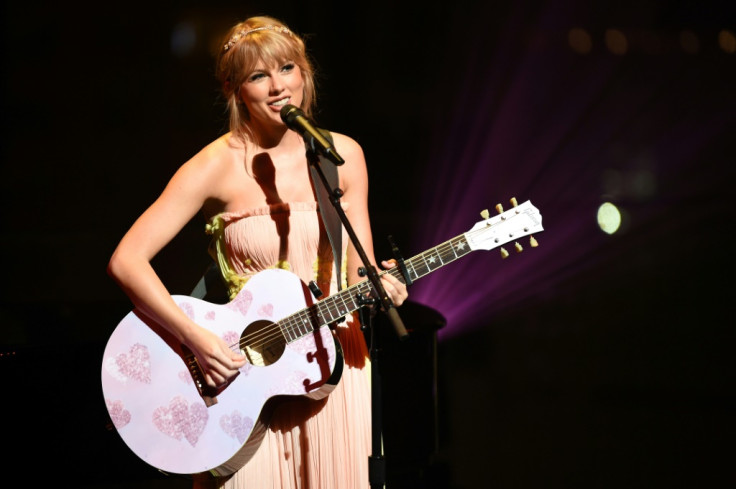 Taylor Swift -  musician