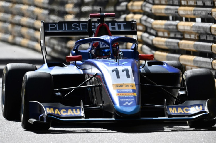 Hitech Pulse-Eight British driver Luke Browning set the pace in F3 at Macau on Friday