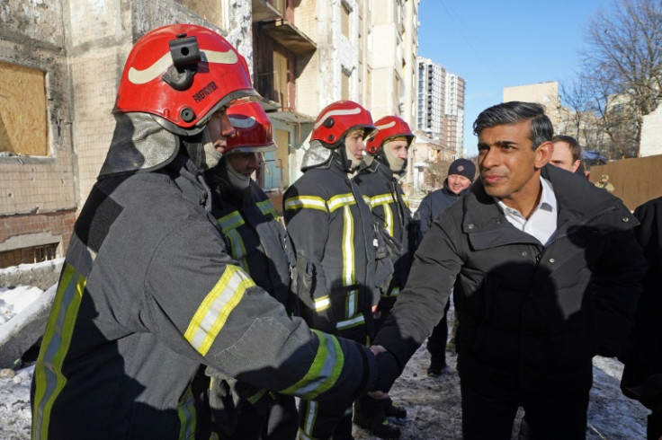 Sunak met firefighters tackling the aftermath of Russian attacks