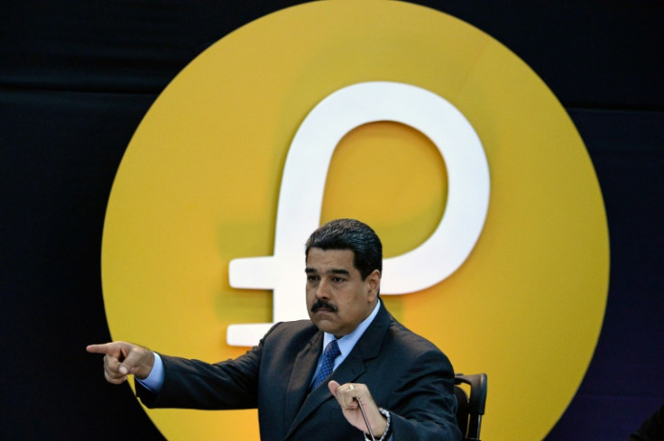 El presidente de Venezuela Nicolás Maduro el 20 de febrero de 2018 al anunciar el lanzamiento de una criptomoneda denominada "Petro"