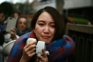 Japanese journalist Shiori Ito speaks to reporters outside the Tokyo district court in December 2019