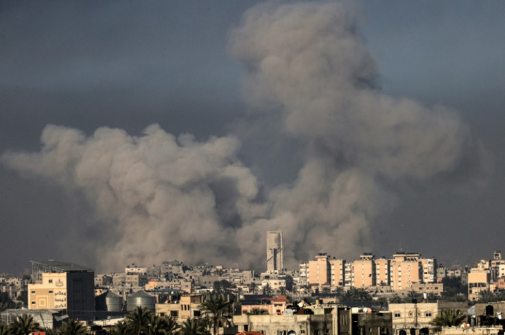 Smoke billows over Khan Yunis in the southern Gaza Strip during an Israeli bombardment