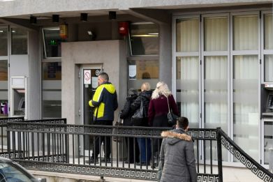 Several banks in Serb-populated areas of northern Kosovo closed as confusion over the dinar reigned