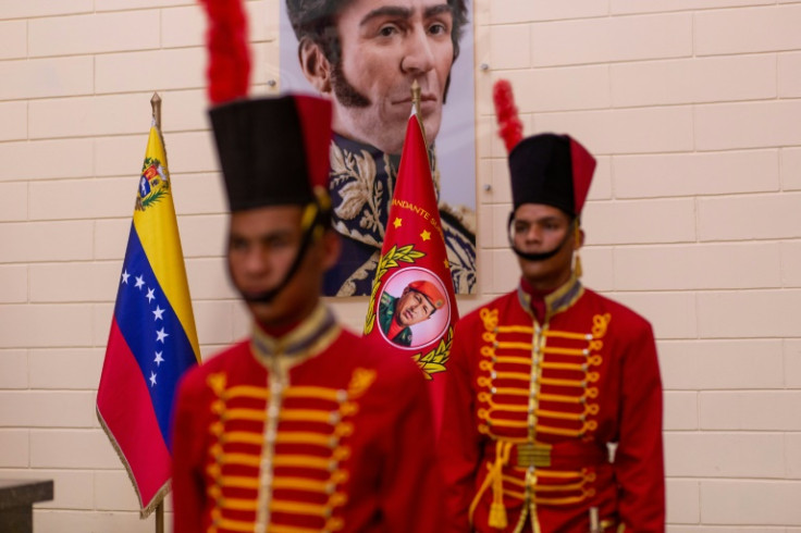 Chavez's tomb is guarded by four motionless guards who are relieved every two hours in a martial ceremony