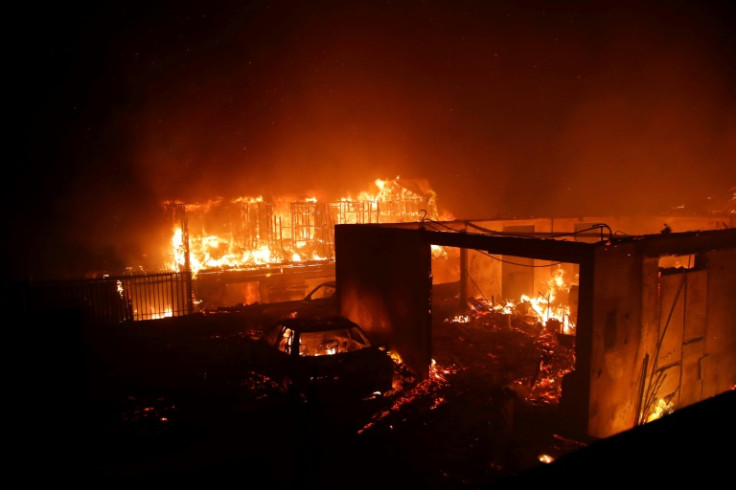 A state of emerency has been declared over raging forest fires in Chile