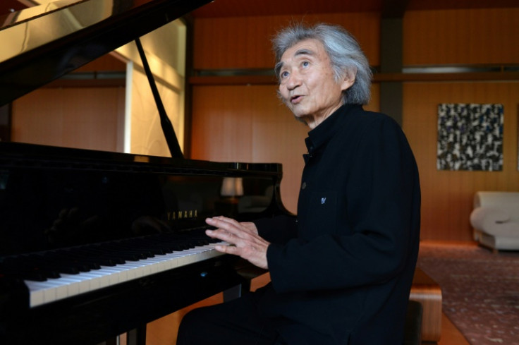 Star Japanese conductor Seiji Ozawa first trained as a pianist, but switched to conducting after breaking two fingers as a teenager while playing rugby