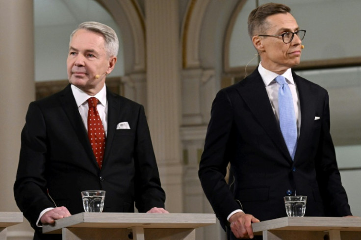 Pekka Haavisto (L) and Alexander Stubb (R) face off in Finland's presidential election