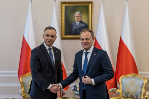 Polish President Andrzej Duda (L) and Polish Prime Minister Donald Tusk (R) have been feuding for months