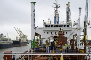 The maritime transport industry is also under pressure to cut its CO2 emissions