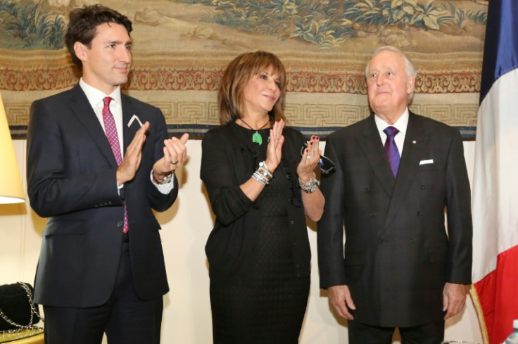 Former prime minister Brian Mulroney (R) was asked by Prime Minister Justin Trudeau (L) to come out of retirement to advise on new free trade negotiations with the United States