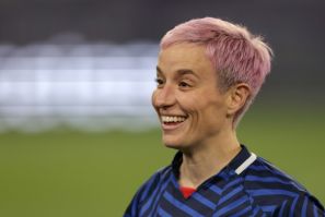 Retired US women's football legend Megan Rapinoe will have her number 15 jersey retired in August by the Seattle Reign, the National Women's Soccer League team said
