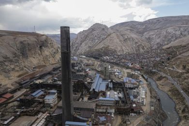 Since 1922, the gigantic smelter that has been the economic heartbeat of La Oroya, has processed copper, zinc, lead, gold, selenium, and other minerals from nearby mines