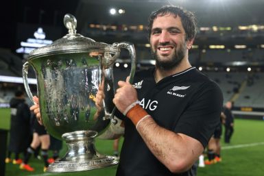 Sam Whitelock with the Bledisloe Cup in 2021