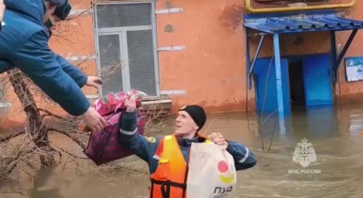The Kremlin has warned of more floods expected to hit western Siberia in the coming days