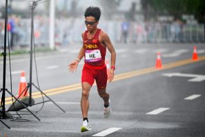 China's He Jie competes in the men's marathon at the Asian Games last year