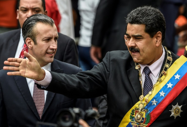 El Aissami (L) was a close ally of President Nicolas Maduro (R), whom he served as vice president