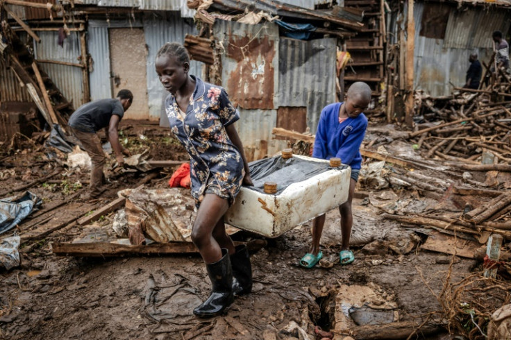 The Kenyan capital Nairobi is suffering the worst impact from the downpours and floods with 32 dead and nearly 17,000 households displaced