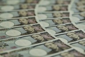 The yen has come under pressure as the Bank of Japan refuses to further tighten monetary policy and expectations for Federal Reserve interest rate cuts fade