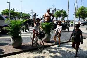 Fans are seen outside the Copacabana Palace Hotel after Madonna's arrival in Rio de Janeiro on April 29, 2024