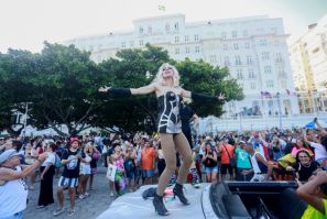 Eager fans gather at Copacabana Beach in Rio on May 3, 2024, on the eve of the free mega concert that will close Madonna's 'Celebration' tour