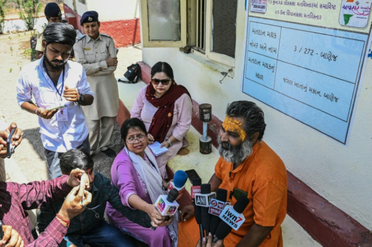 Mahant Haridas Udaseen (R) says he is grateful for the fuss being made over his electoral rights